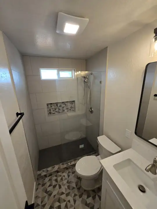 Remodel: tiled walk-in shower